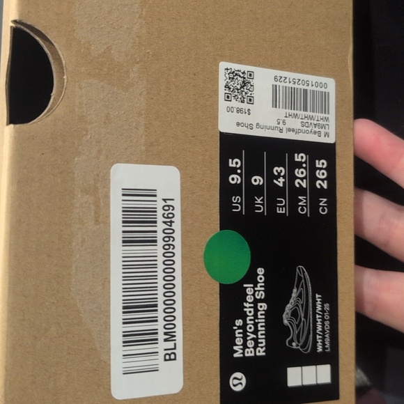 NWT Lululemon Men's Beyondfeel Running Shoe Wht/Wht/Wht - Picture 11 of 16